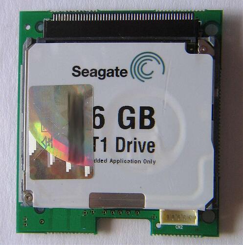 Seagate ST1 Front 02.jpg