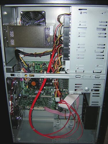 server_guts.jpg
